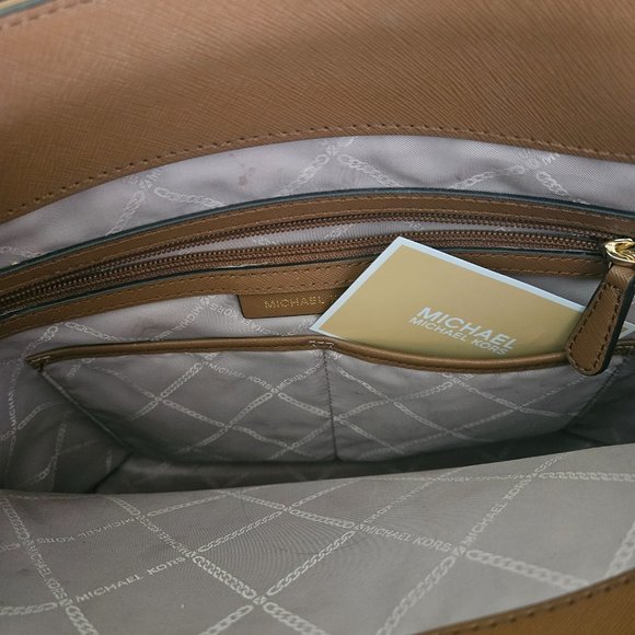 Michael Kors Medium Tote Bag - Picture 3 of 4